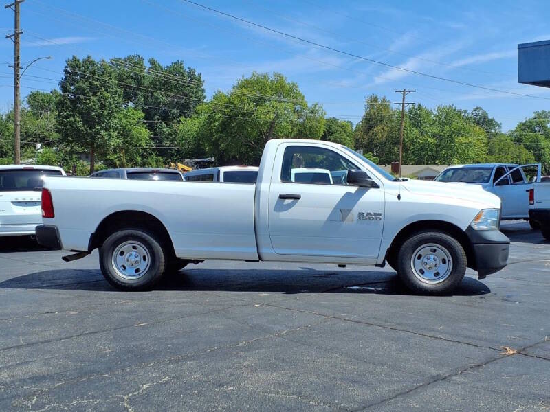 ram ram 1500 pickup 2018 3C6JR6DG2JG318131 image ram ram 1500 pickup 2018 3C6JR6DG2JG318131 image
